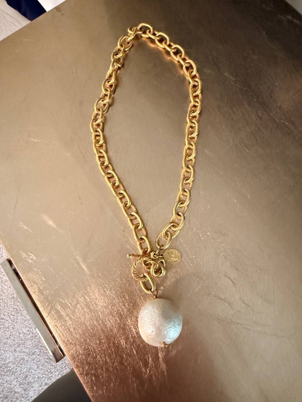 Susan Shaw Gold Toggle Chain Necklace with pearl like ball. New
